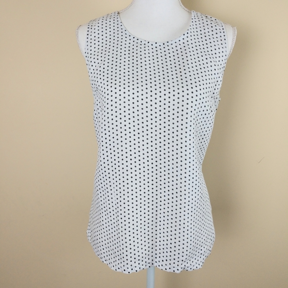 Match Point 100% Linen Polka Dot Sleeveless Blouse